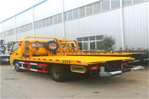 颍上附近拖车救援搭电