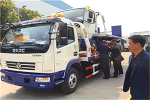 颍上汽车道路救援拖车价格